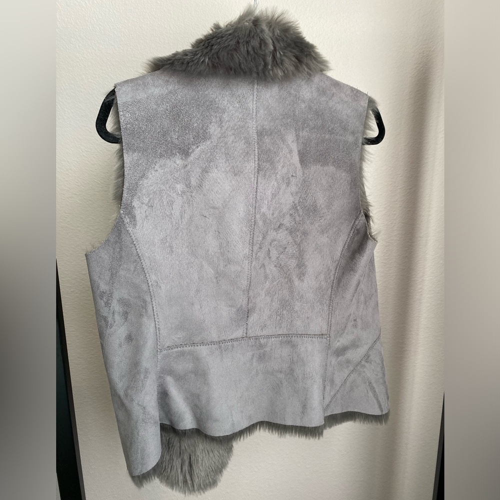 Sabine Women’s Vest Gray Faux Fun Lining Size Medium Faux Suede‎ - Picture 5 of 6